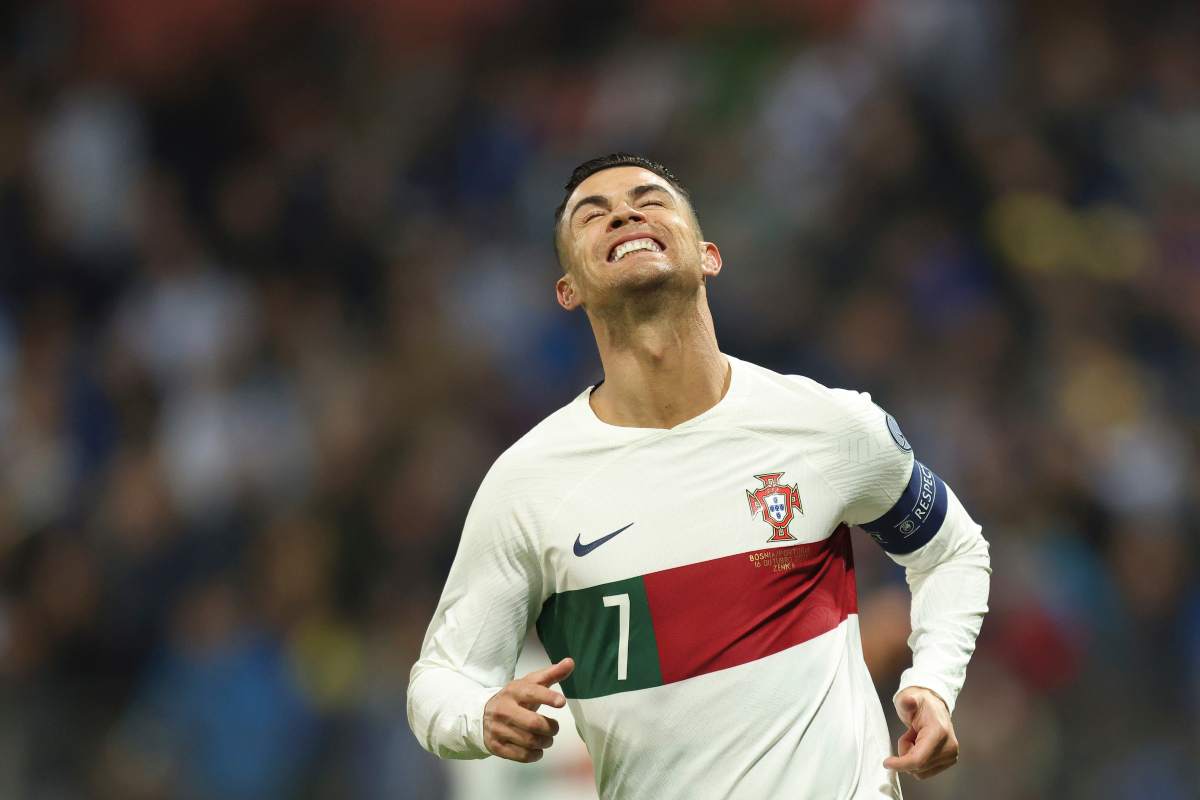 Cristiano Ronaldo squalifica gestaccio ai tifosi