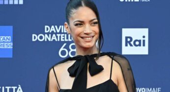 Elodie esagerata in bikini, anche Iannone rimane di stucco: la foto sta spopolando