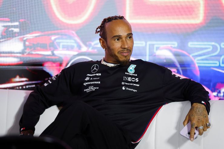 Hamilton esclusione Mercedes 