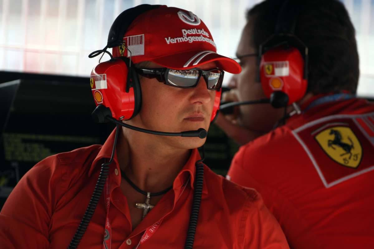 Hamilton retroscena Schumacher Ferrari